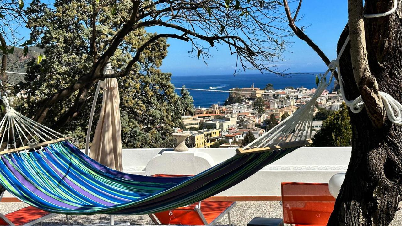 Villa La Milanina Lipari  Exteriör bild