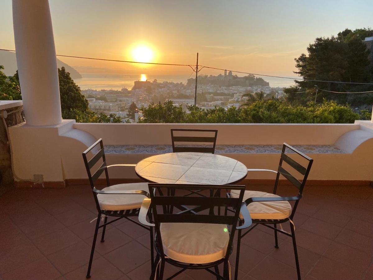 Villa La Milanina Lipari  Exteriör bild