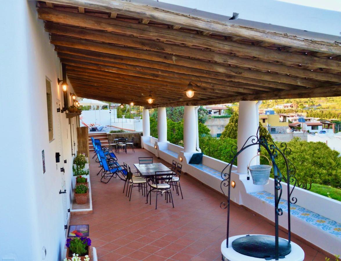Villa La Milanina Lipari  Exteriör bild